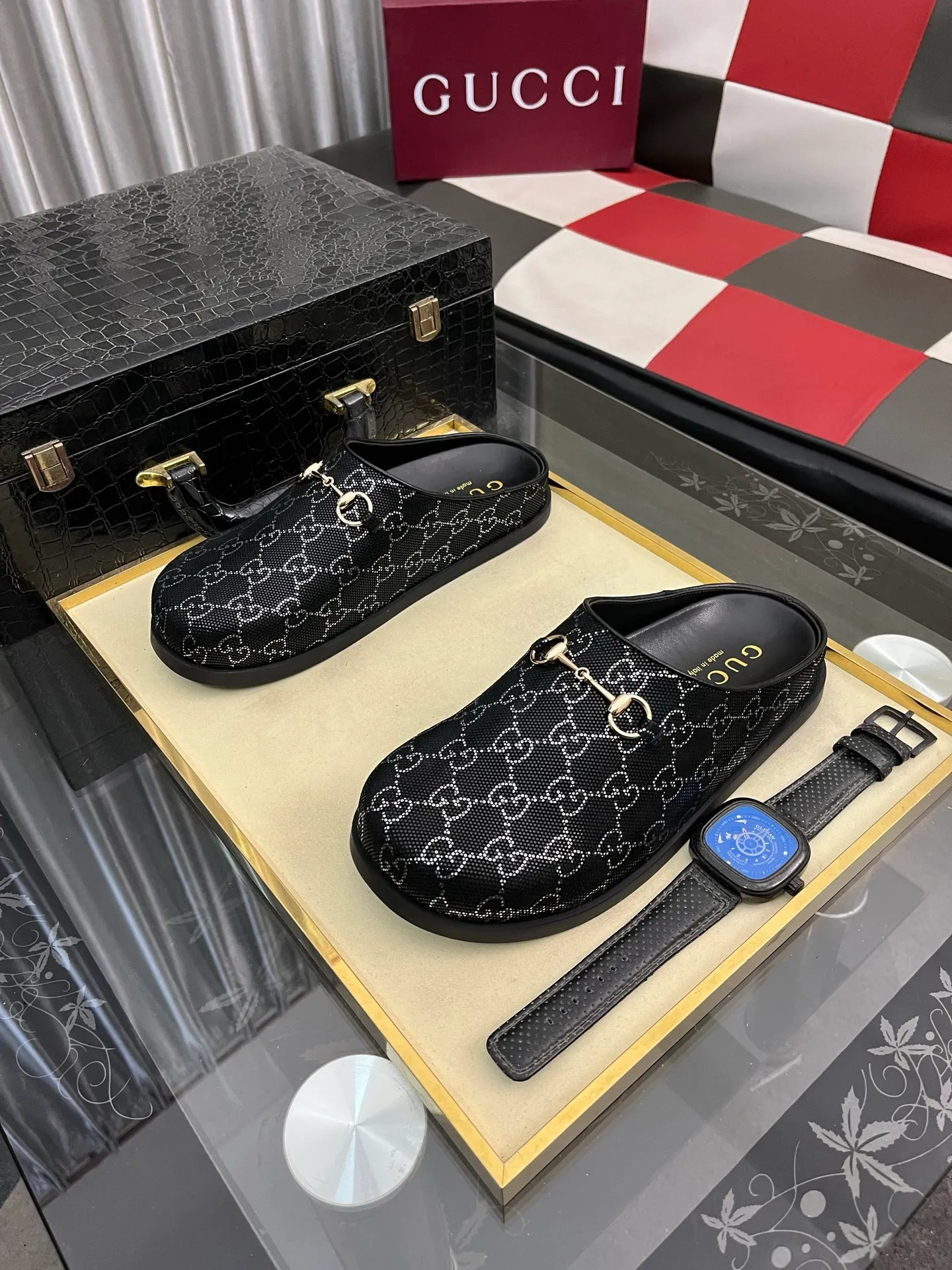 Ex-factory price: 438⌚️⌚️[Gucci] 2025 new season half-slip men's shoes, made of Italian imported first-layer frosted cowhide➕sheepskin lining, original hardware buckle, original combination wear-resistant outsole, real shot 🎬 Very comfortable on the feet, size 38-44